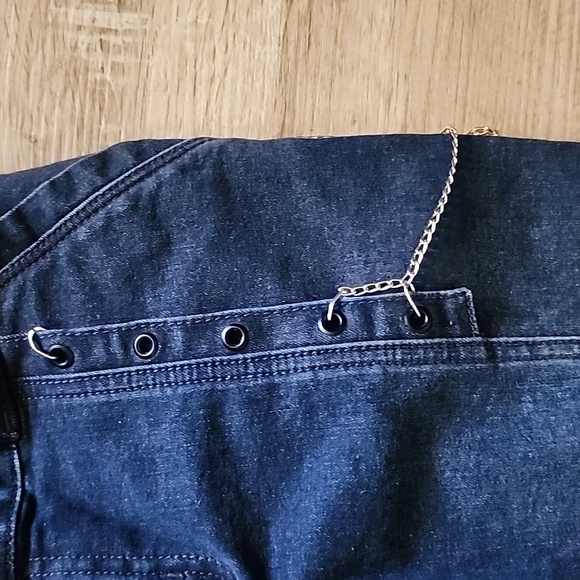 NYE Butt Lifter Jeans - Picture 4 of 10